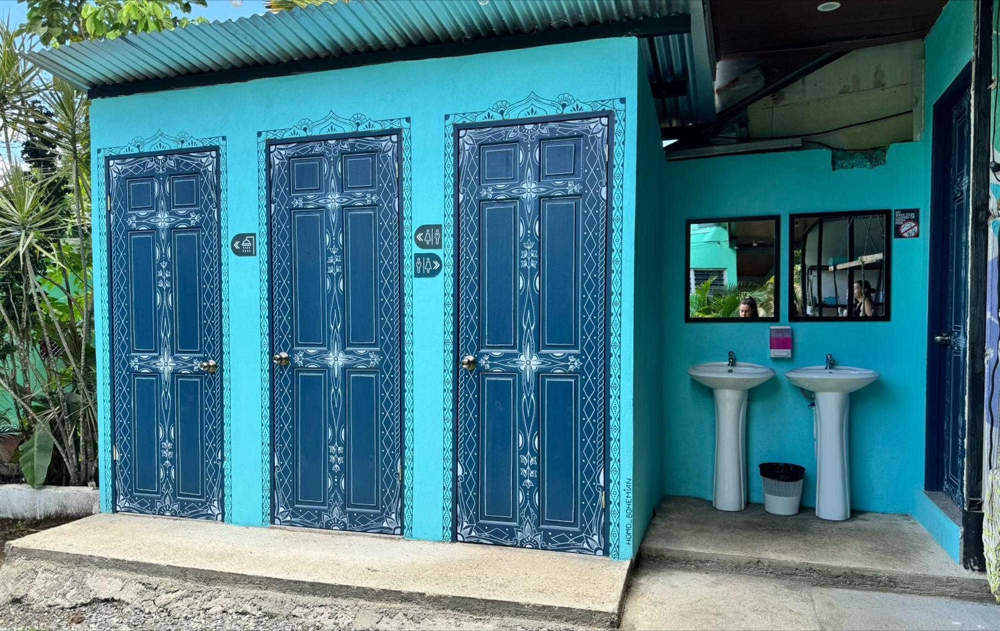 Pura Vibra Hostel La Fortuna Eksteriør bilde