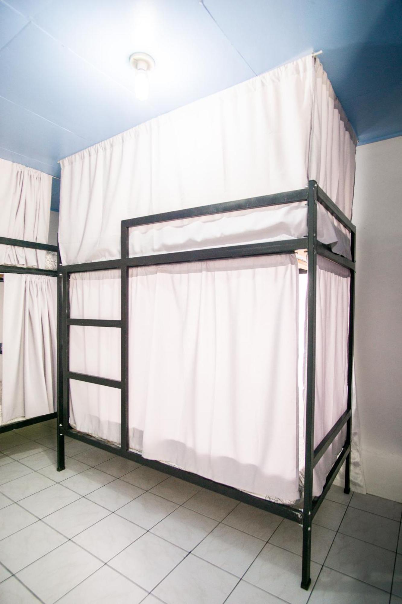 Pura Vibra Hostel La Fortuna Eksteriør bilde